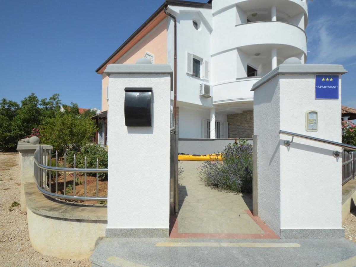 Apartment Ivana-5 By Interhome Raslina Εξωτερικό φωτογραφία