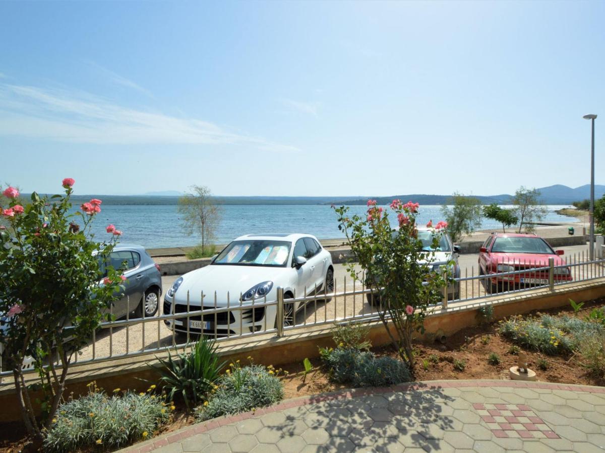 Apartment Ivana-5 By Interhome Raslina Εξωτερικό φωτογραφία